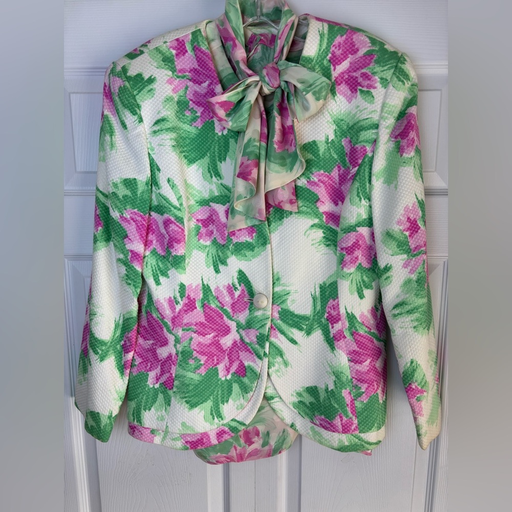Vintage Christian Dior Pink Green Floral Cotton Blazer & Silk Blouse set size 14